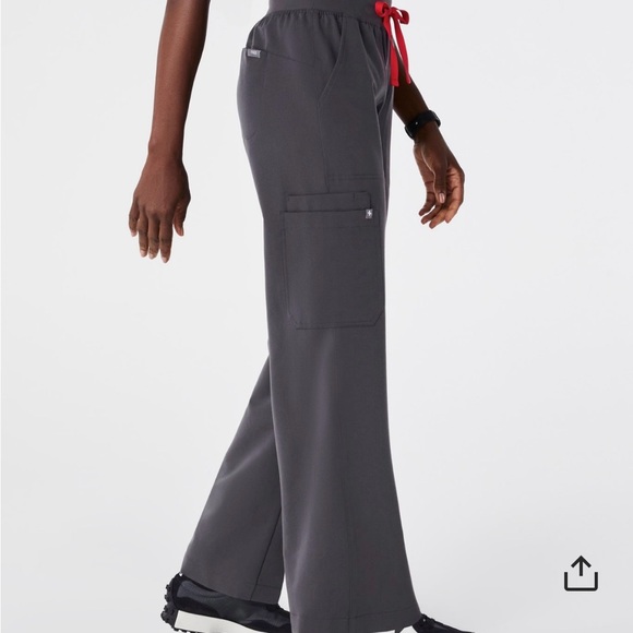Figs High-Waisted Isabel wide leg pants - Picture 2 of 6
